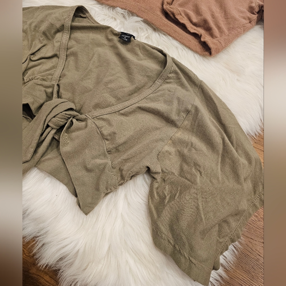 Vintage Brown Hooded Jacket and Green Tie-Front Top - Picture 2 of 14